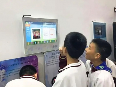 电子班牌考勤效果怎么样