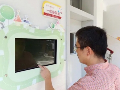 学校电子班牌需要什么配置